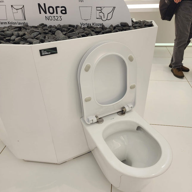 Guacë muri Creavit - Tornado NO323