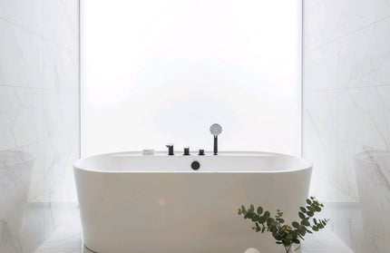 Vaskë freestanding (e lirë në mes) me rubinet - 170x80